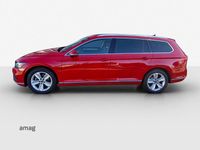 Gebraucht VW Passat Elegance 200 PS (147 kW) 2023 Tornadorot uni Kombi