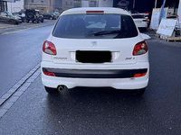 Gebraucht Peugeot 206+ 75 PS (55 kW) 2011 Kleinwagen