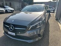 Gebraucht Mercedes A200 Style 136 PS (100 kW) 2016 Limousine