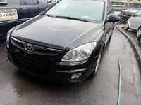 Gebraucht Hyundai i30 Style 116 PS (85 kW) 2009 Kombi