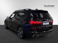 Gebraucht BMW X7 333 PS (244 kW) 2026 Schwarz SUV