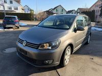 Gebraucht VW Touran Trendline 105 PS (77 kW) 2012 Van / Kleinbus