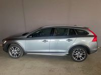 gebraucht Volvo V60 CC D4 AWD Summum Geartronic