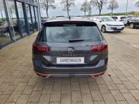 gebraucht VW Passat Variant Elegance 2.0 TSI DSG R-Line / AHK