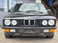 Gebraucht BMW 520 129 PS (94 kW) 1987