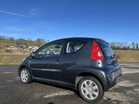 Gebraucht Peugeot 107 68 PS (50 kW) 2010 Kleinwagen