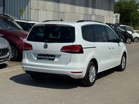 Gebraucht VW Sharan Comfortline 150 PS (110 kW) 2019 Van / Kleinbus