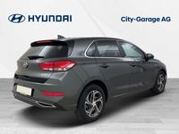 gebraucht Hyundai i30 1.5 T-GDi Amplia