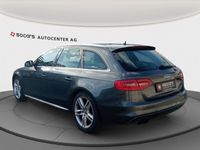 gebraucht Audi A4 Avant 2.0 TDI quattro S-tronic // S - Line