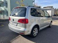 Gebraucht VW Touran Comfortline 150 PS (110 kW) 2013 Van / Kleinbus