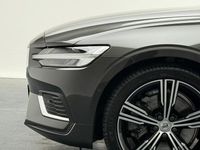 Gebraucht Volvo V60 Inscription 392 PS (288 kW) 2019 Grau Kombi