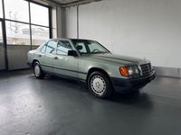 Gebraucht Mercedes E300 180 PS (132 kW) 1987