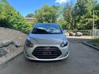 Gebraucht Hyundai ix20 125 PS (91 kW) 2016 Silber Kleinwagen