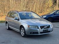 Gebraucht Volvo V70 Momentum 109 PS (80 kW) 2010 Kombi