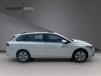 Gebraucht VW Golf VIII Life 110 PS (80 kW) 2024 Weiss Kombi