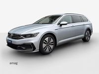 Gebraucht VW Passat GTE 218 PS (160 kW) 2022 Scale silver metallic Kombi