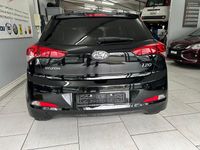 Gebraucht Hyundai i20 100 PS (73 kW) 2016