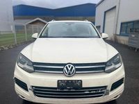 Gebraucht VW Touareg 240 PS (176 kW) 2010 Weiss SUV