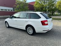 Gebraucht Skoda Octavia Ambition 184 PS (135 kW) 2020 Kombi