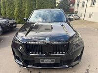 Neu BMW X1 Luxury Line 300 PS (220 kW) 2026 Schwarz SUV