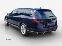 Gebraucht VW Passat Elegance 200 PS (147 kW) 2024 Deepblack perleffekt Kombi