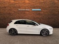 Gebraucht Mercedes A250 AMG line 224 PS (164 kW) 2021 Weiss Limousine