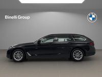 Gebraucht BMW 530 Sport Line 296 PS (217 kW) 2023 Grau Kombi