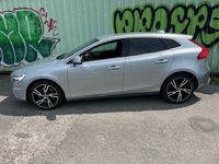 Gebraucht Volvo V40 R-Design Momentum 122 PS (89 kW) 2018 Kombi