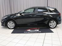 Gebraucht Kia Ceed 136 PS (100 kW) 2022 Schwarz Kleinwagen