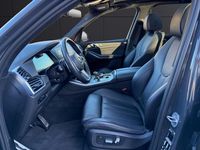 Gebraucht BMW X5 Comfort Edition 530 PS (389 kW) 2022 Grau SUV