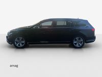 Gebraucht VW Passat Elegance 200 PS (147 kW) 2023 Deepblack perleffekt Kombi