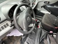 Gebraucht Nissan Pixo Acenta 68 PS (50 kW) 2012 Kleinwagen