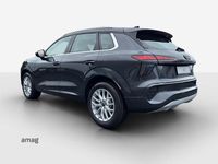 Neu Audi Q3 Premium 150 PS (110 kW) 2026 Tamboragrau metallic SUV