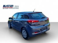 gebraucht Hyundai i20 1.2 Plena