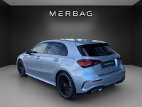 Neu Mercedes A180 116 PS (85 kW) 2025 Grau Limousine