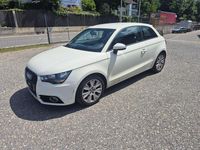 Gebraucht Audi A1 Attraction 122 PS (89 kW) 2011 Kleinwagen