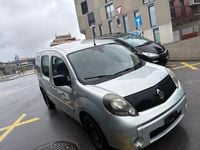 Gebraucht Renault Kangoo Happy Family 106 PS (77 kW) 2011 Van / Kleinbus