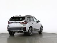 Neu BMW X1 M Sport 163 PS (119 kW) 2025 Spacesilber mét. SUV
