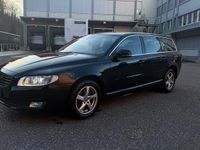 Gebraucht Volvo V70 Kinetic 181 PS (133 kW) 2014 Kombi