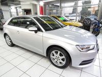 Gebraucht Audi A3 Attraction 122 PS (89 kW) 2014 Limousine