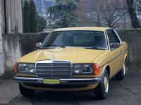 Gebraucht Mercedes 230 113 PS (83 kW) 1979