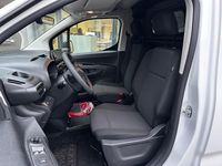 Neu Opel Combo-e Life 100 kW (136 PS) 2025 Van / Kleinbus