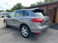 Gebraucht Porsche Cayenne 300 PS (220 kW) 2011 SUV