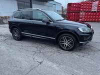Gebraucht VW Touareg R-line BlueMotion 262 PS (192 kW) 2015 SUV