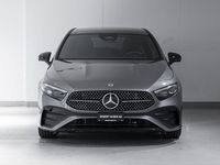 Neu Mercedes A200 Night 174 PS (127 kW) 2025 Grau Limousine