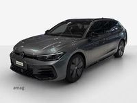 Neu VW Passat R-line 192 PS (141 kW) 2026 Diabas grey metallic  dachlackierung schwarz uni Kombi