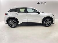 Neu Lexus LBX E-FOUR 136 PS (100 kW) 2025 SUV
