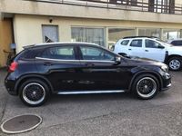 gebraucht Mercedes GLA250 AMG Line 4Matic 7G-DCT