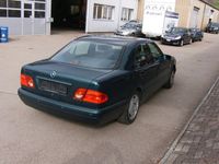 gebraucht Mercedes E280 Classic 4-Matic Automatic