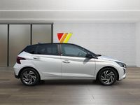 Gebraucht Hyundai i20 120 PS (88 kW) 2024 Grau Limousine